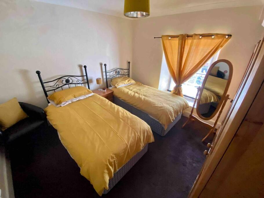 Digs Dre-Tremadog Apartamento Exterior foto